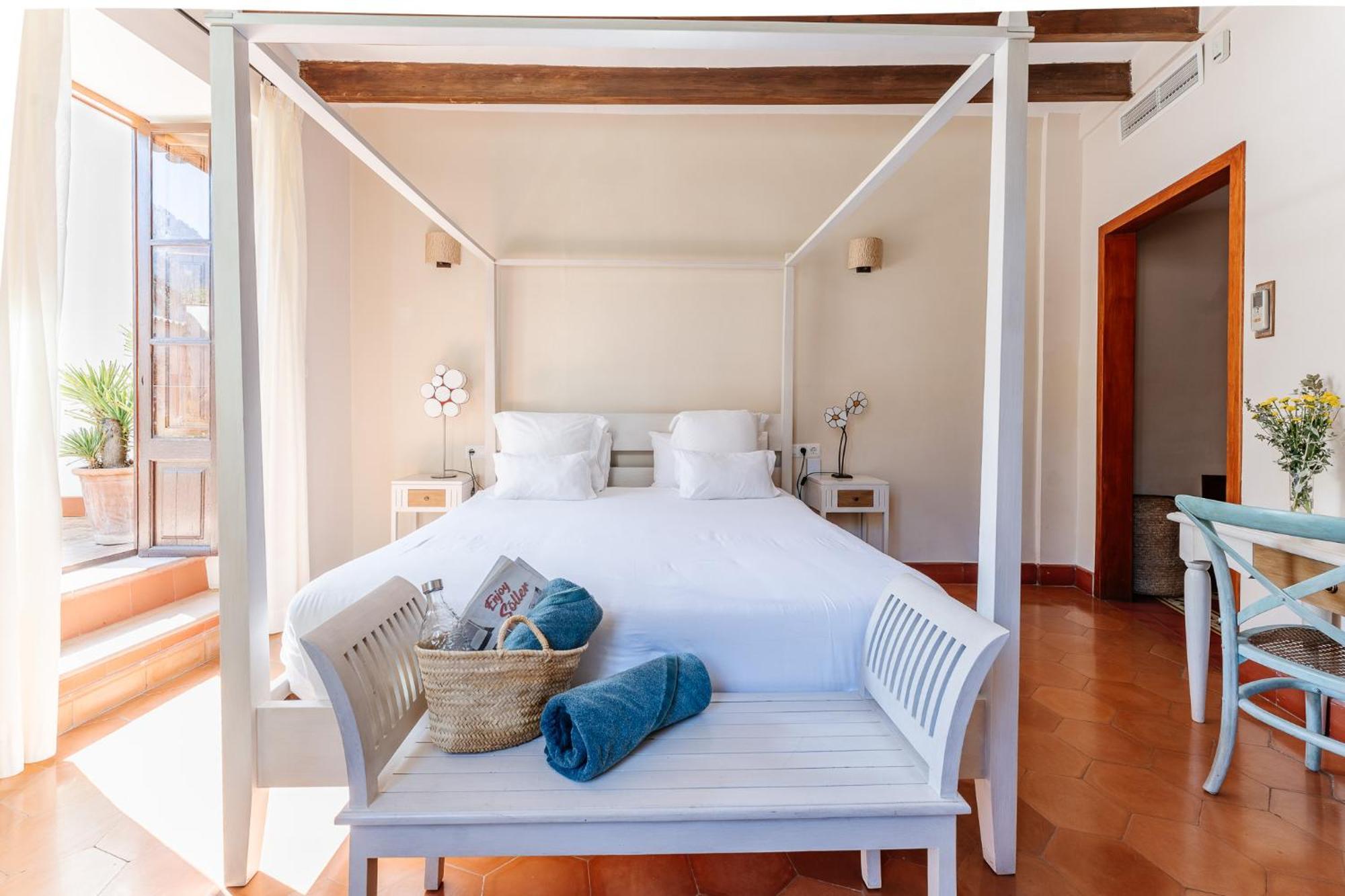 Abril Hotel Soller